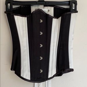 Scarlett’s Corset black and white underbust